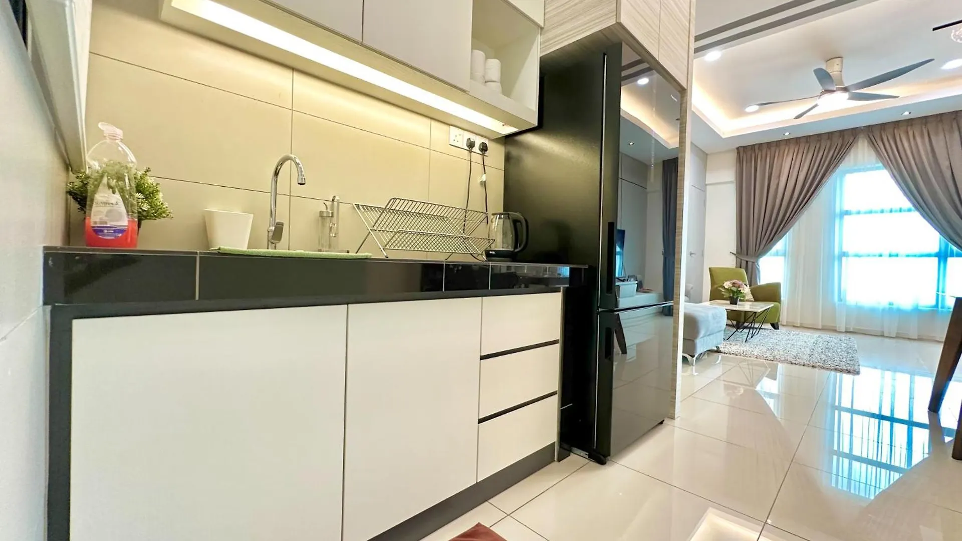 Melaka Ong Kim Wee Residences By Stayrene 0*, Malacca